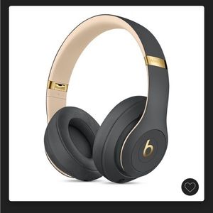 Beats Studio3 Bluetooth Wireless Noise Cancelling Over-Ear Headphones